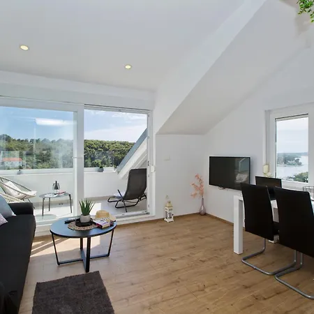 Juric 1 Apartman Hvar Town