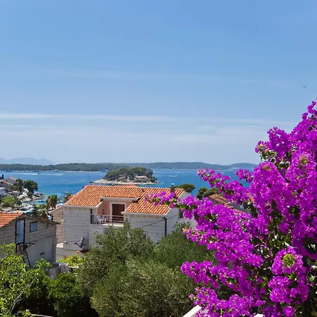 Daire Juric 1 Hvar Town