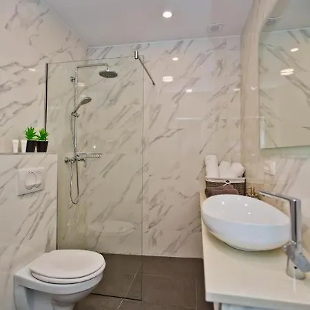 Juric 1 Apartamento *