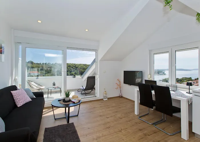 Juric 1 Apartment Hvar Town